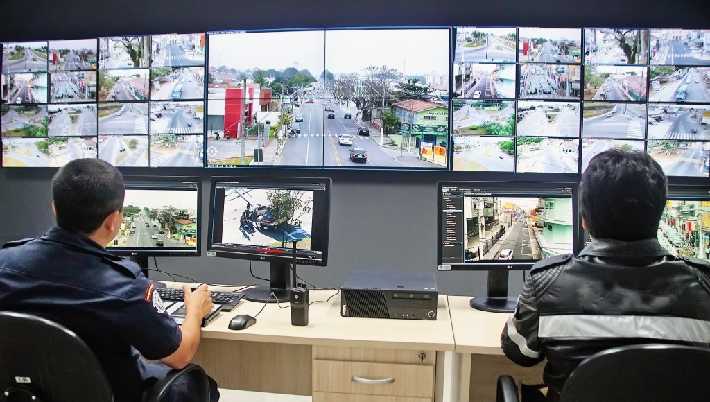 Central de videomonitoramento de Pindaa; cidade amplia sistema de fiscalização (Foto: Divulgação)