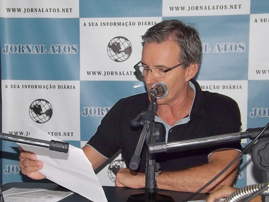 Vereador Marcus Soliva comenta planilha da autarquia com registro de R$ 750 mil de prejuízo mensal (Studio Atos)