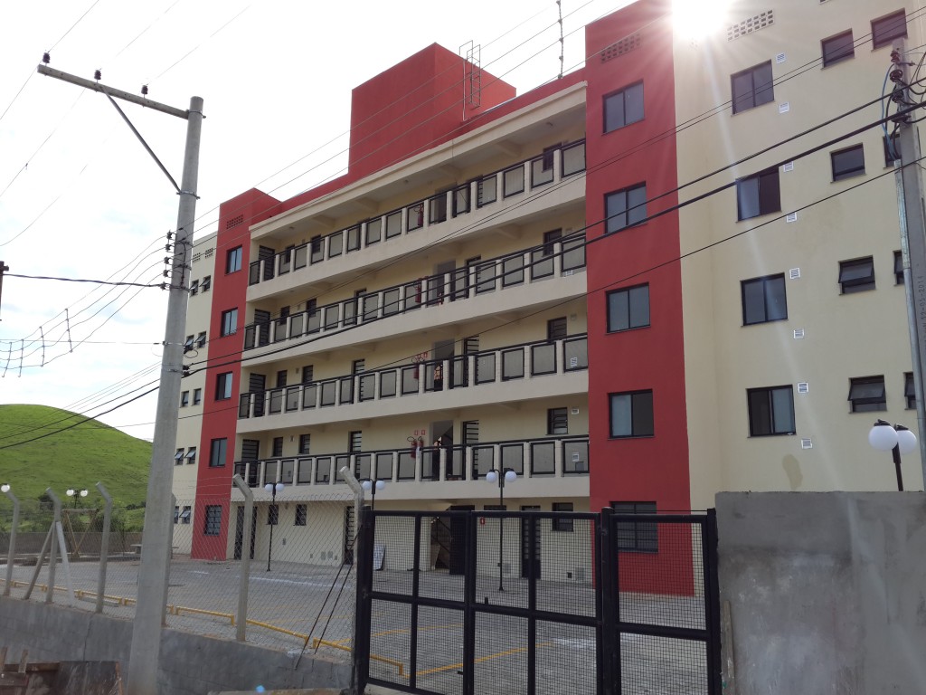 Conjunto habitacional do CDHU em Piquete; cidade recebe mutirão para renegociação de dívidas (Foto: Arquivo Atos)