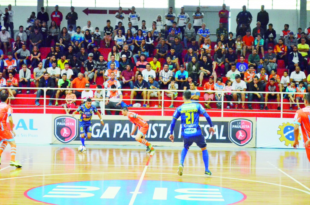 Partida no Itaguará, pela Liga Paulista de Futsal; ginásio é triunfo do Yoka para decisão desta quinta-feira (Arquivo Atos)