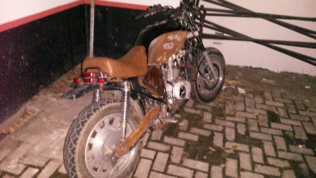 Moto furtada em Lorena é encontrada neste final de semana (Foto: Divulgação PM)