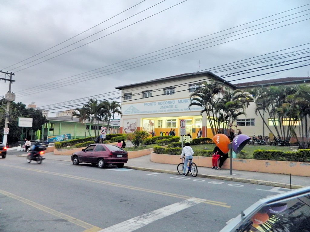 A frente da Santa Casa em Pindamonhangaba, uma das unidades atendidas por investimento de R$ 1,880 milhão do Governo do Estado (Foto: Arquivo Atos)