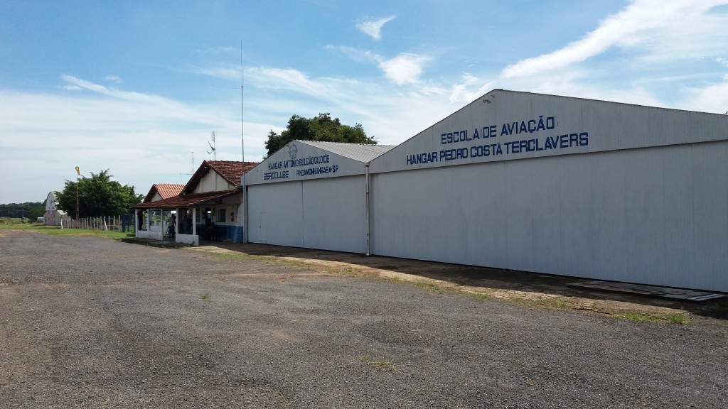 O Aeroclube de Pindamonhangaba, que teve convênio firmado com Prefeitura para operar na cidade até 2020 (Foto: Colaboração / PMP)
