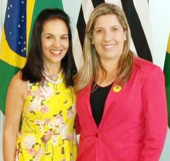 A presidente do Fundo Social de São Paulo Lu Alckmin e a prefeita de Potim Erica Soler