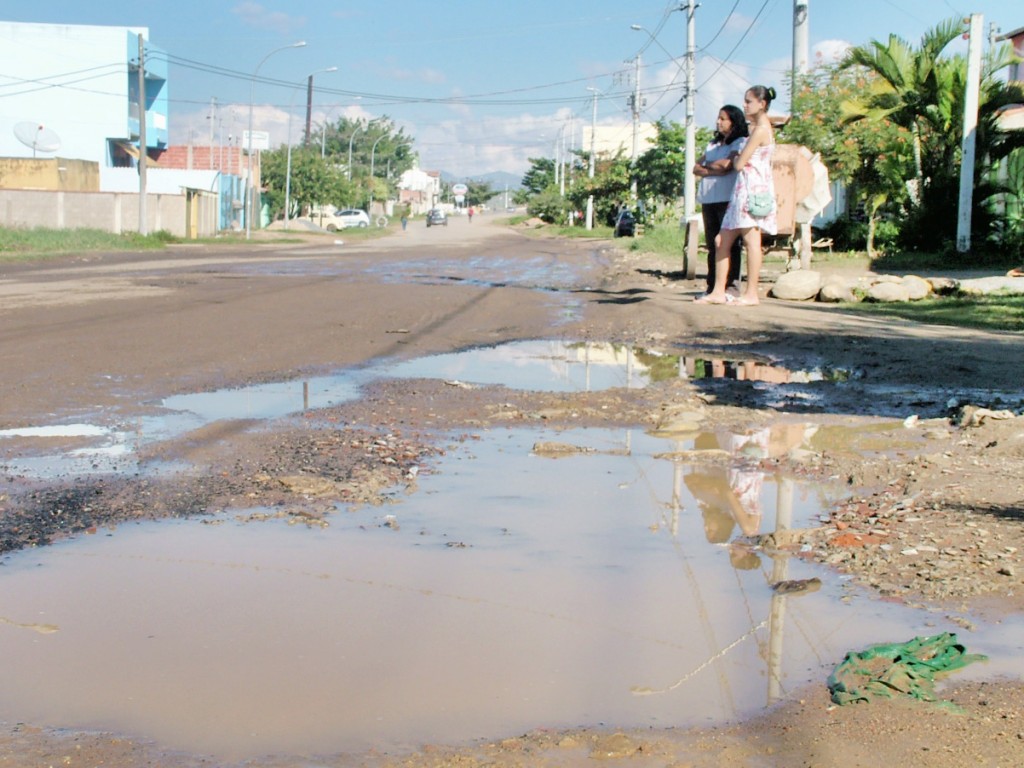 Ruas sem asfaltamento mostram necessidade de obras de infraestrutura no Jardim do Vale 2; Câmara aprova investimento de R$ 5 milhões (Foto: Arquivo Atos)