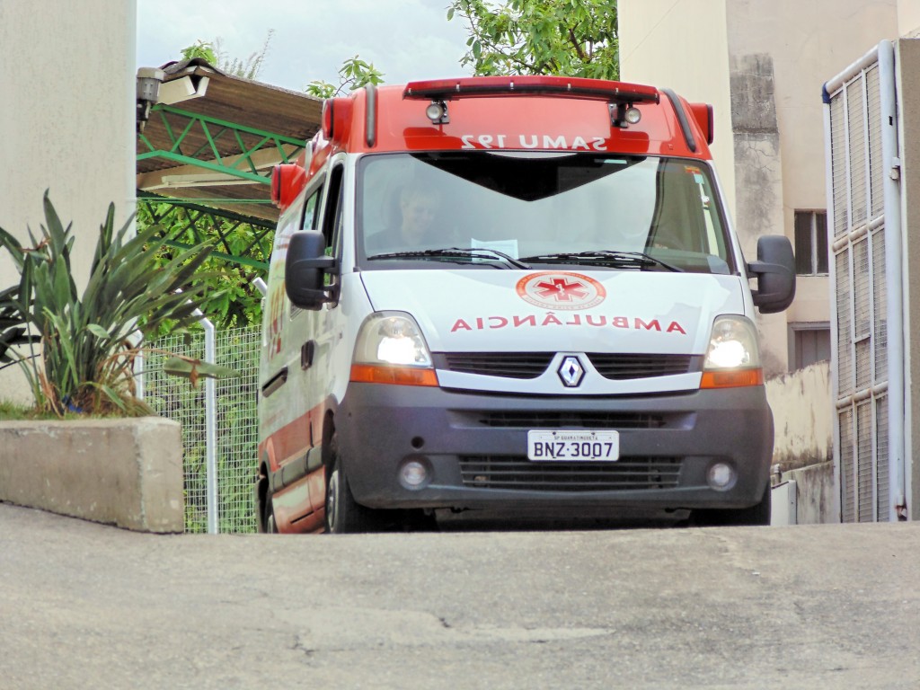 Ambulância do Samu; Pinda busca parceria com Guaratinguetá para novo sistema de atendimento (Foto: Arquivo Atos)
