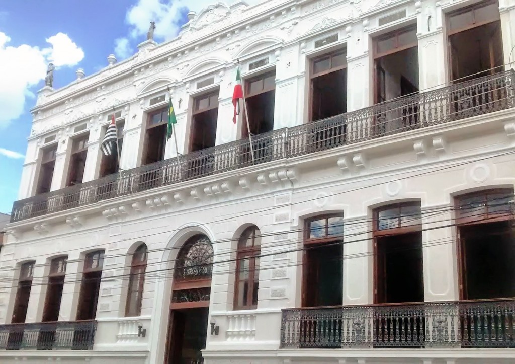 O Palácio 10 de Julho, hoje utilizado pela secretaria da Cultura de Pindamonhangaba; cidade projeta ação regional para alavancar turismo (Foto: Reprodução)
