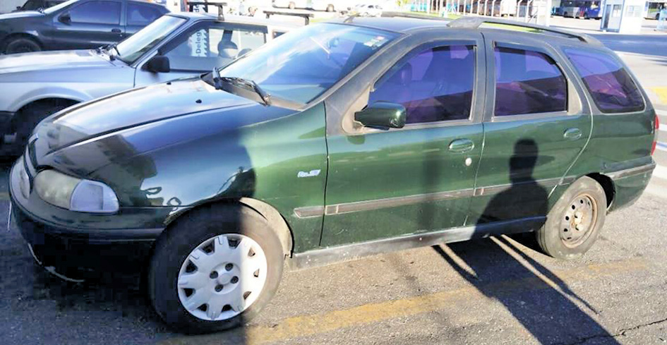 Carro utilizado por acusado e que virou prova em inquérito por assédio (Foto: Divulgação Policial Civil)