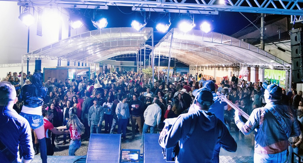 Show do Festival do Pinhão, que conta com série de atrações a partir do dia 20, no Centro de Cunha (Foto: Divulgação)