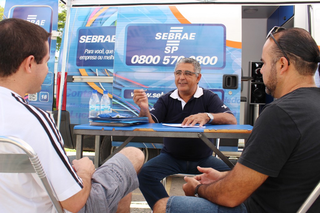 Atendimento do Sebrae para empreendedores da região; semana tem palestras para Cruzeiro, Pinda e Guará (Foto: Arquivo Atos)