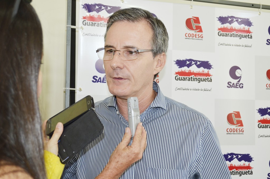 O prefeito de Guaratinguetá, Marcus Soliva, que pediu a suspensão da cobrança para entidades de Guará (Foto: Arquivo Atos)