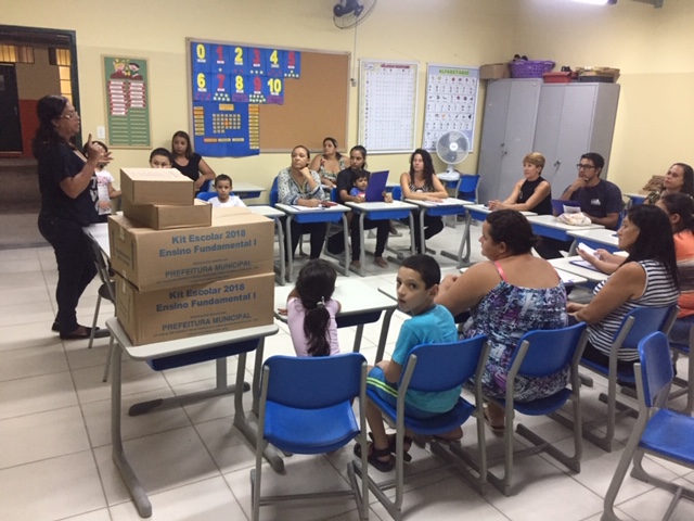 A prefeitura de Guaratinguetá está distribuindo kits escolares para alunos da rede municipal(Foto: Reprodução PMG).