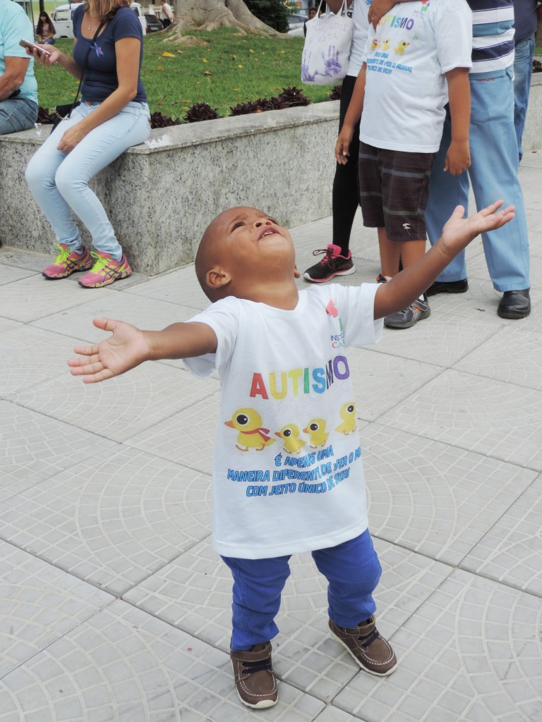 Crianças com espectro autista são um dos focos de projeto aprovado em Guará para impedir fogos (Foto: Arquivo Atos)