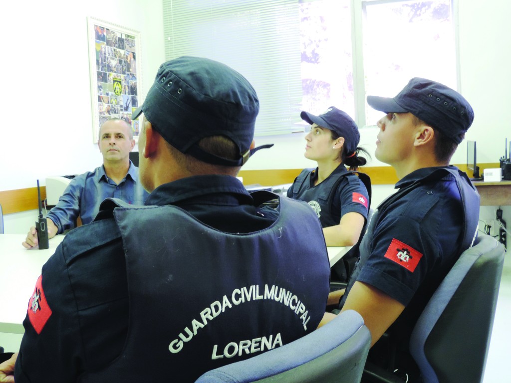 A Guarda Municipal de Lorena, que passa a contar com bicicletas para ampliar e facilitar policiamento (Foto: Rafaela Lourenço)