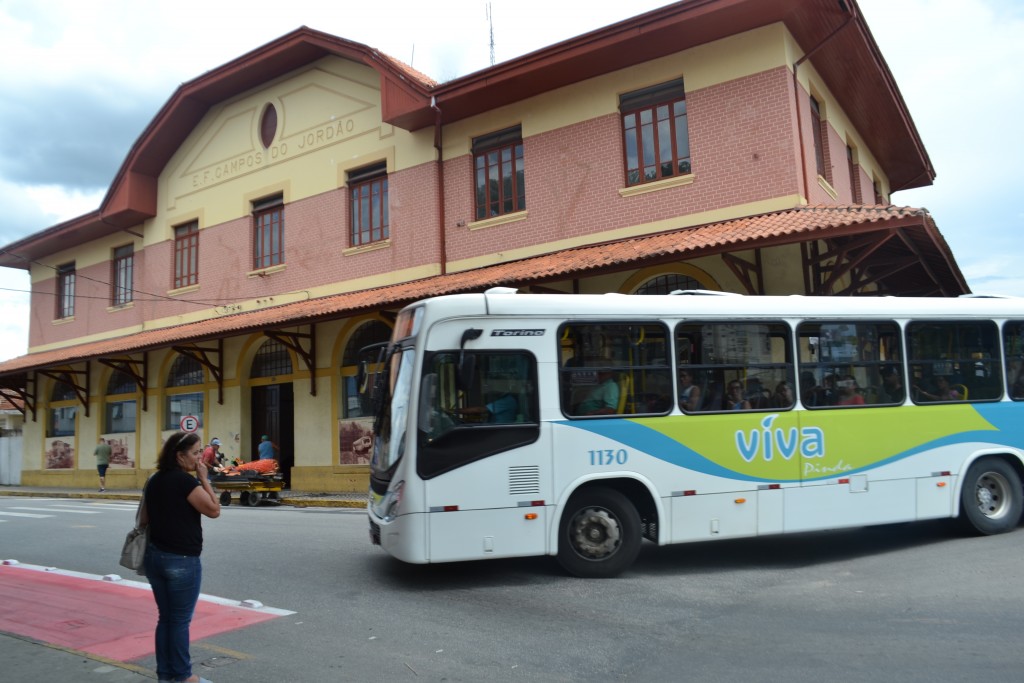 A Prefeitura de Pindamonhangaba suspendeu, nesta sexta-feira, a licitação para concessão do transporte coletivo na cidade após determinação do TCE (Foto: Arquivo Atos)