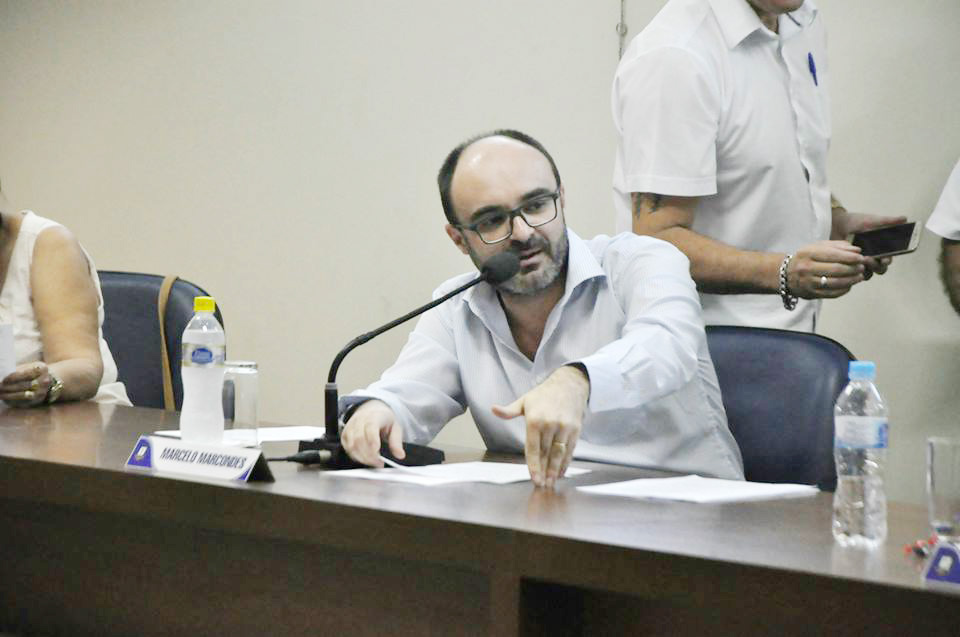 O vereador Marcelo Marcondes um dos investigados que teve os bens bloqueados pela Justiça; frota da Câmara (Foto: Reprodução CMA)
