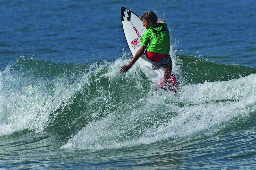 Onda em Ubatuba, que recebe decisão do estadual de surf, neste final de semana; competição reúne melhores colocados no ranking brasileiro (Foto: Reprodução)