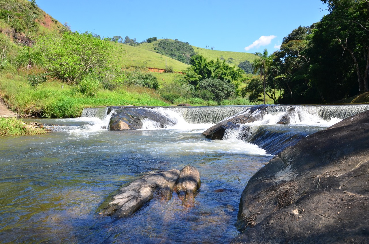 Cachoeira em Pindamonhangaba é diversão garantida