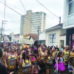 Blocos e shows atraem mais de cem mil pessoas para Guará