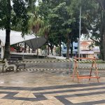Prefeituras fecham espaços públicos por tempo indeterminado