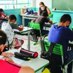 Vereadores cobram distribuição de uniformes escolares da rede municipal de Lorena