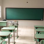 Acusado de abusar de quatro alunos, professor da rede municipal é afastado em Canas