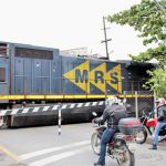 Morte de ex-servidor atropelado por trem reacende debate em Lorena