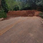 Estrada que corta a serra de Piquete continua interditada por tempo indeterminado
