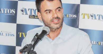 Política a conta-gotas