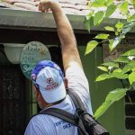 Caraguá multa donos por reincidência de focos de dengue em imóveis