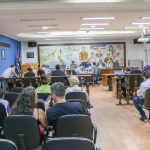 Câmara adia em trinta dias votação de reajuste do piso do magistério em Guará