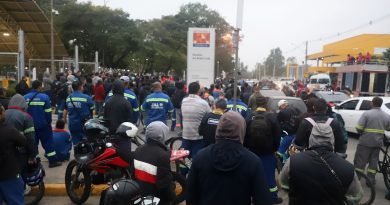 Metalúrgicos protestam após morte de trabalhador na Novelis